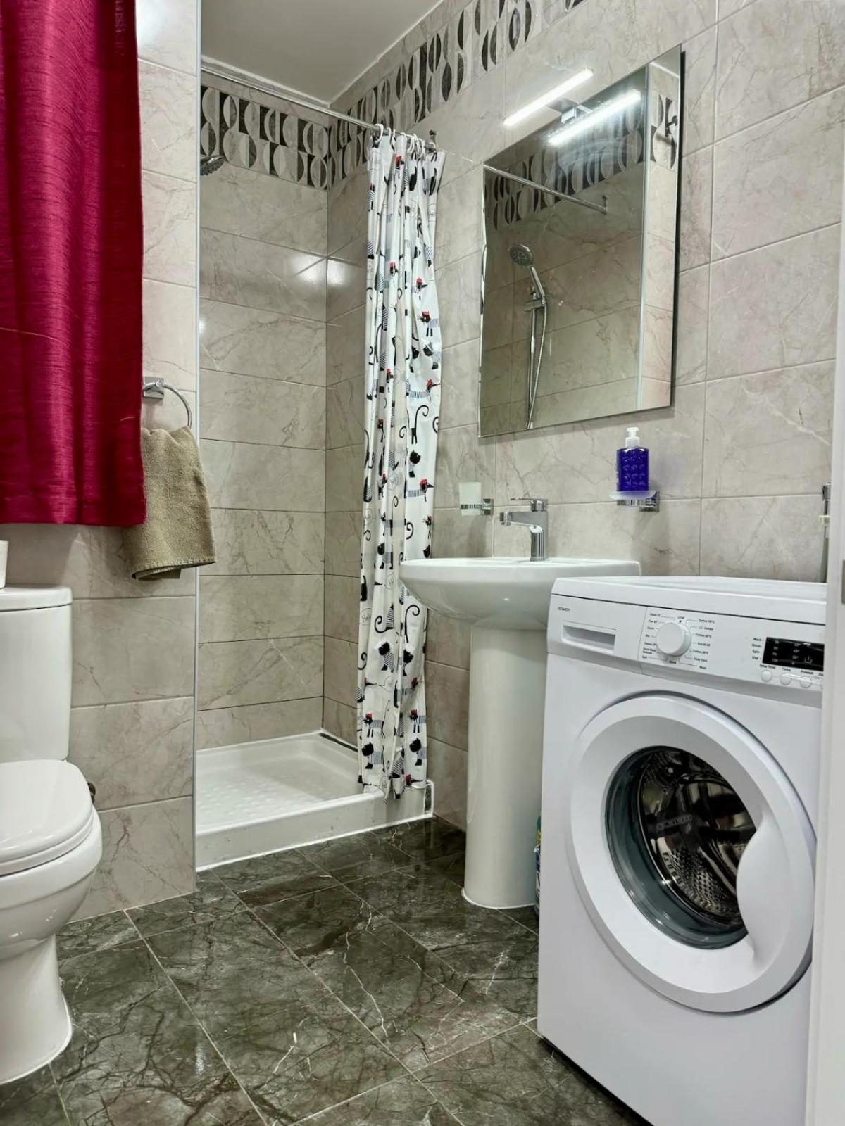Mive-Delux Three Bedroom Apartment In มาร์ซาสคาลา ภายนอก รูปภาพ